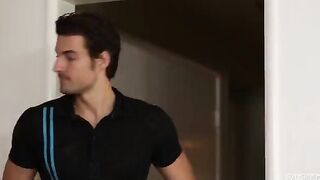 A guy with a big cock fucks mulatto in a condom