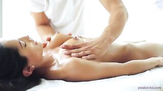 The masseur seduced a naive girl and fucked her gently on the couch