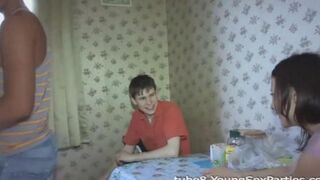 Foursome sex of swingers at their home, a very hot scene