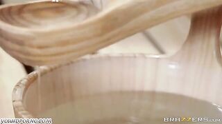 The guy suggested sex to a mature woman in the sauna, and she agreed