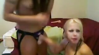 The blonde with big boobs fucks in the chat