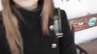 Girl doesn't mind giving a blowjob in public places