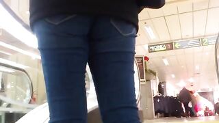 A chick with such forms is fucking a pro in this scene