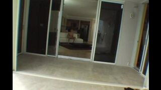 A fun evening with a blonde girl in a hotel room ended with a great finish