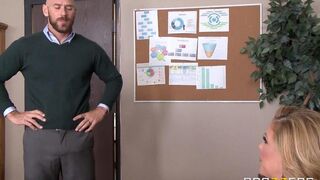 The pretty girl is fucking with her boss in the office