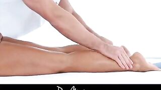 A sexy girl got oiled and had sex after a nice massage