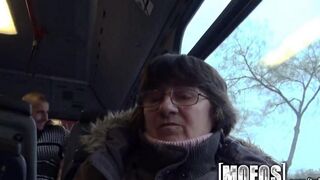 A girl got fucked in her ass directly on the bus