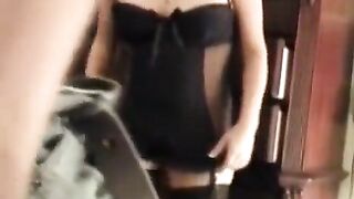 Wife shoots her cum after being fucked in the corset