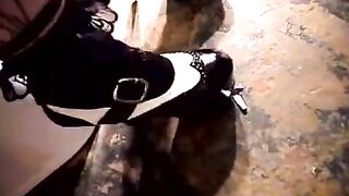 A cutie brunette masturbating her sweet pussy in a solo session