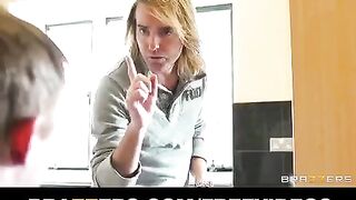 A Japanese girl has sex right in the bathroom