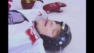 A fan gave herself to a hockey player in anal