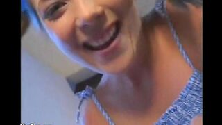 A tiny man fucked a hot babysitter with perfect natural tits
