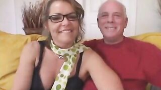 The old man gave his wife a student to milk
