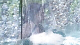 The seductive pool boy makes a mess and gets rewarded with sex