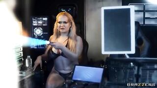 Bunch of porn stars fucked in space, nice parody
