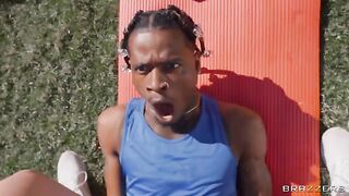 A yogi boy had sex with a girl in the doggystyle pose outdoors