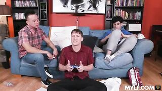 You definitely won't get bored with such a hot MILF, who loves group sex
