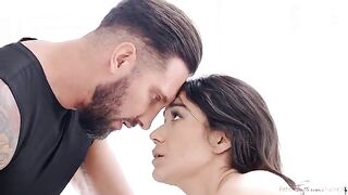 A motivation for the best students to have sex in a threesome