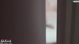 She is the mistress of her own vagina in a steamy scene