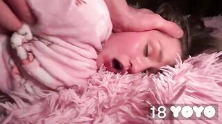 The guy distracted the girl and fucked her in the ass