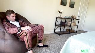 The best way to suck a dick and not miss anything