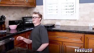 It's not easy to get off a dick, watch and learn
