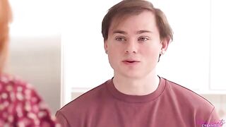 The guy saw the stepmom’s dessert on the table instead of a pussy