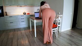 A woman's ass is too much for a man to handle