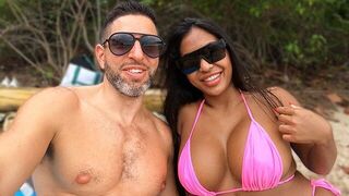 A successful vacation: sea, sun, and intimate beach encounter