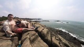 A juicy ass worth living for, with a passionate outdoor encounter