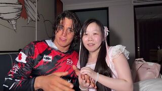 A Chinese girl got her soul tied to a muscular man
