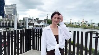 A signal of distress from a stunning young woman from Russia