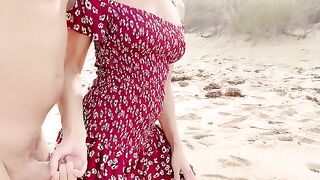 A girl stripped naked on the beach and met a guy who fucked her hard