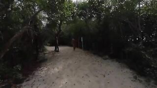 A girl with a huge ass was picked up on the beach